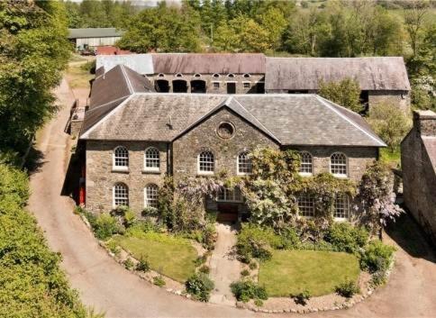Henllys Estate B And B Llandovery Zewnętrze zdjęcie
