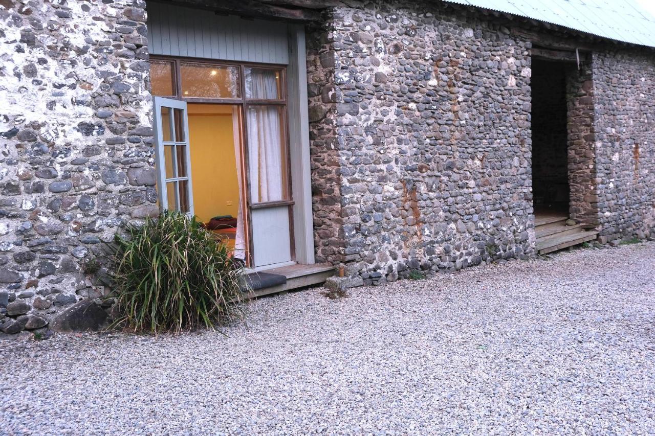 Henllys Estate B And B Llandovery Zewnętrze zdjęcie